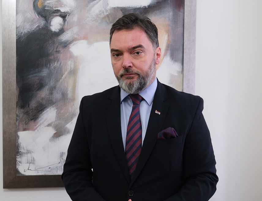 SARAJEVO, MARCH 29 /SRNA/ - Republika Srpska has once again demonstrated its ability to make decisions in a democratic manner and in accordance with the Constitution, deputy chairman of the Council of Ministers Staša Košarac told SRNA.