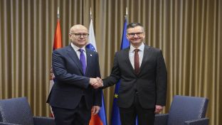 Београд/Љубљана - састанак - Шарец, Вучевић