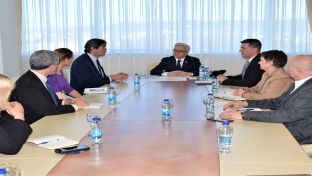 Бањалука - Чубриловић, Шелдон - састанак