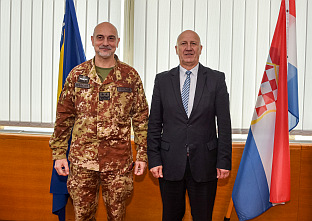 БиХ - ЕУФОР - Бошњак, Фронда