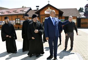 Република Српска - Теслић - премијер