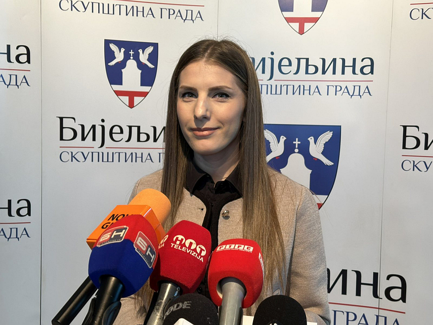 БИЈЕЉИНА, 10. ОКТОБРА /СРНА/ - Предсједник Скупштине града Бијељина Жељана Арсеновић на конференцији за новинаре.