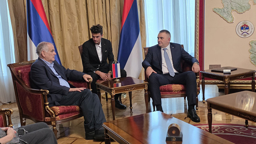 БАЊАЛУКА, 20. ОКТОБРА /СРНА/ - Предсједник Владе Републике Српске Саво Минић састао се данас у Бањалуци са књижевником из Израела Идом Нетанјахуом.	