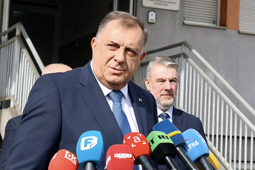 БАЊАЛУКА, 21. ОКТОБРА /СРНА/ - Предсједник Милорад Додик изјавио је на отварању Лабораторије за ХЛА типизацију ткива у Бањалуци да Република Српска ради плански када је ријеч о обезбјеђивању здравствених услуга пацијентима и труди се да их прошири.