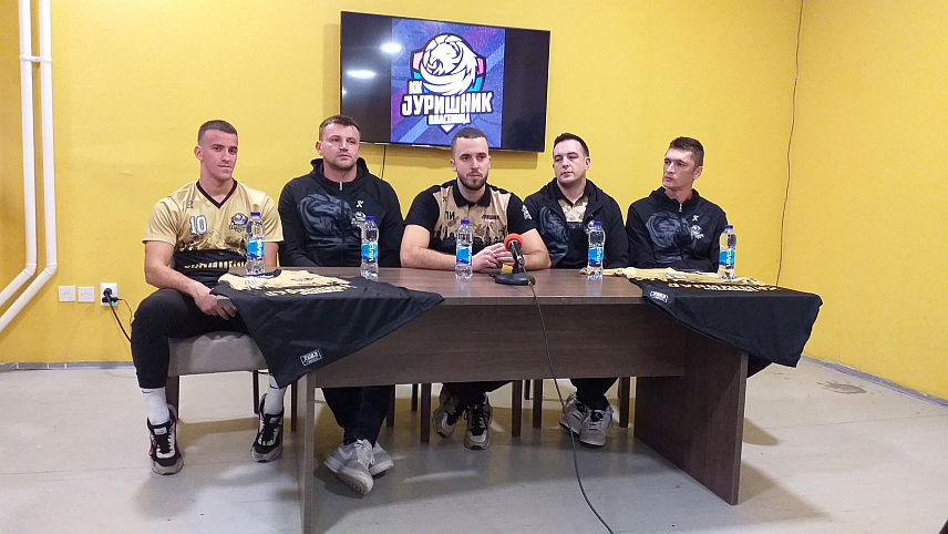 ВЛАСЕНИЦА, 25. ОКTОБРА /СРНА/ - Kошаркашки клуб /КК/ "Јуришник" из Власенице након 10 година паузе имаће представника у Другој лиги Републике Српске - Центар, у мушкој сениорској конкуренцији.