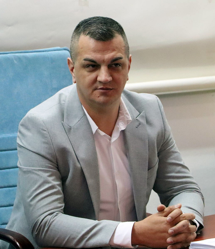 TРЕБИЊЕ, 27. ОКТОБРА /СРНА/ - "Хидроелектране на Tребишњици" су у овој години до сада произвеле 645 гигаватчасова електричне енергије, што је 13 гигаватчасова више него што је предвиђено кумулативним планом, изјавио је Срни извршни директор за управљање системом у овом предузећу Милан Митровић.