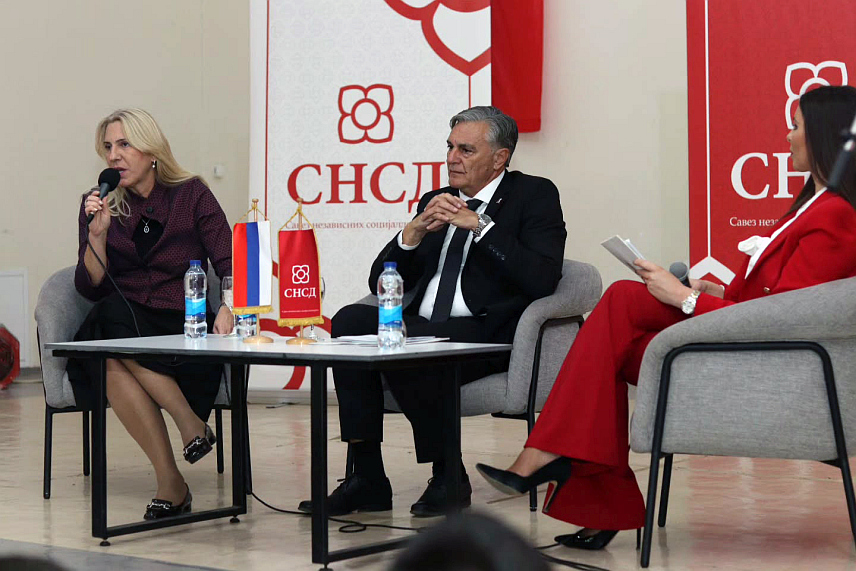 КОТОР ВАРОШ, 12. НОВЕМБРА /СРНА/ -Потпредсједник СНСД-а Жељка Цвијановић поручила је да будућност Републике Српске мора да остане у сигурним рукама и да ће избором Синише Карана за предсједника Републике Српске побиједити Српска.