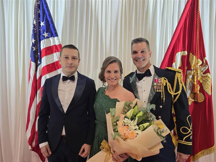 САРАЈЕВО, 15. НОВЕМБРА /СРНА/ - Замјеник министра одбране у Савјету министара Александар Гогановић вечерас је присуствовао свечаности коју је Амбасада САД у Сарајеву организовала поводом обиљежавања 250. годишњице Маринског корпуса САД.	