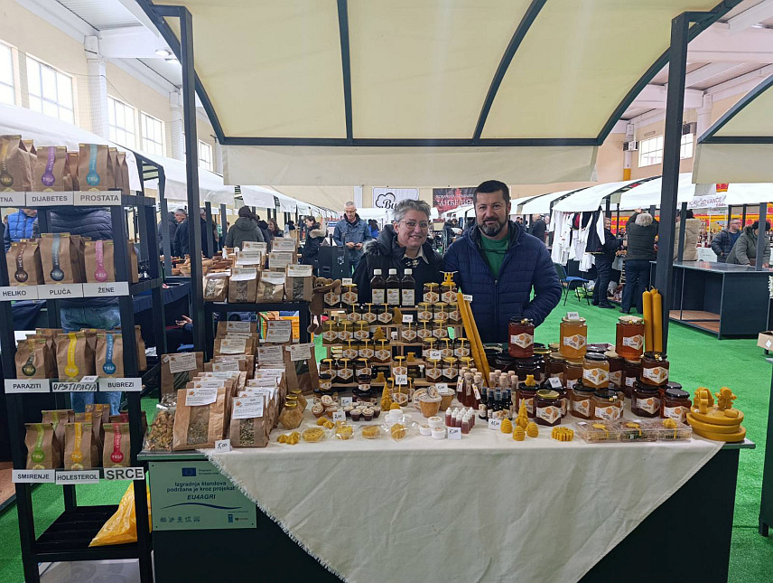 МРКОЊИЋ ГРАД, 21. НОВЕМБРА /СРНА/ - Шљивовица Миленка Милекића из Мркоњић Град проглашена је за најквалитетнију на манифестацији "Аранђеловдански вашар" у Мркоњић Граду.