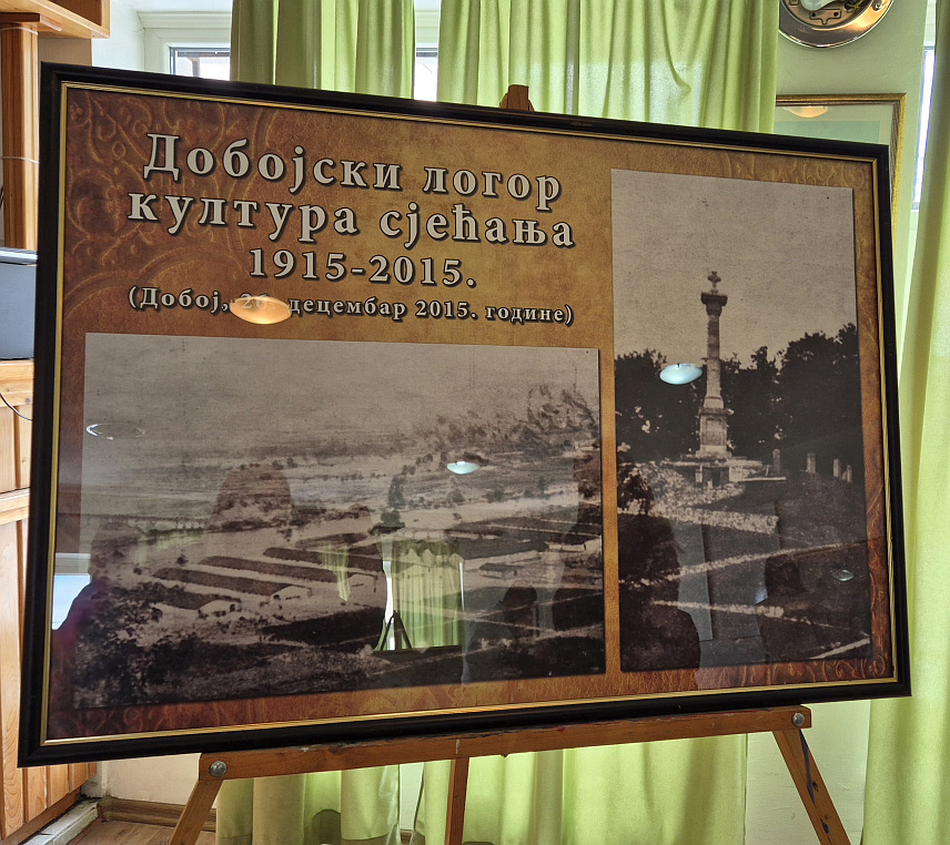 ПАЛЕ, 24. НОВЕМБРА /СРНА/ - На Палама је данас у Средњошколском центру отворена изложба о добојском логору и страдању српских цивила у Првом свјетском рату, кроз који је прошло више од 45.000 српских заточеника.