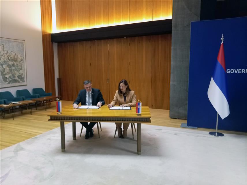 БЕОГРАД, 3. НОВЕМБРА /СРНА/ - Министар за просторно уређење, грађевинарство и екологију Републике Српске Бојан Випотник потписао је данас у Београду са ресорним министром Србије Саром Павков меморандум о разумијевању и сарадњи у области заштите животне средине који ће представљати темељ за јачање билатералне сарадње.