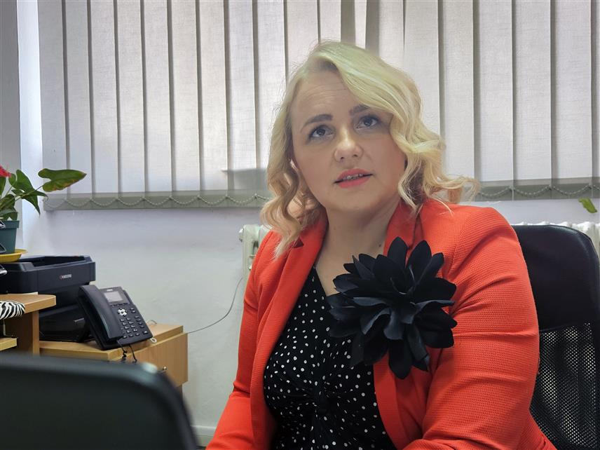 ПРИЈЕДОР, 3. НОВЕМБРА /СРНА/ - Руководилац службе породично-правне заштите и супервизор у Центру за социјални рад Приједор Драгана Савић Пешевић.