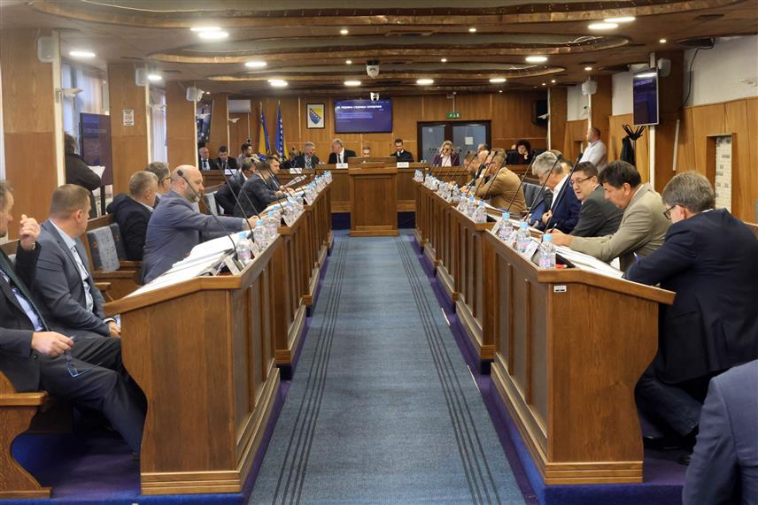 БРЧКО, 5. НОВЕМБРА /СРНА/ – Скупштина Брчко дистрикта усвојила је данас Закон о посебном регистру лица правоснажно осуђених за кривична дјела полног злостављања и искориштавања дјетета.