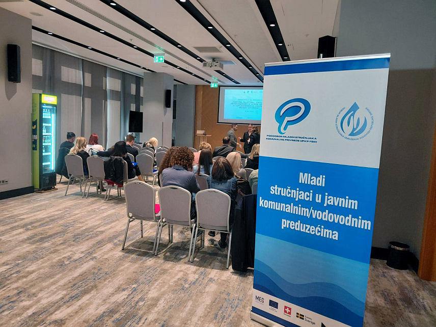 БАЊАЛУКА, 6. НОВЕМБРА /СРНА/ - Неопходно је спровести низ активности како би водни сектор у Републици Српској био што стабилнији и одрживији, речено је на радионици у Бањалуци у организацији Удружења "Водоводи Републике Српске".