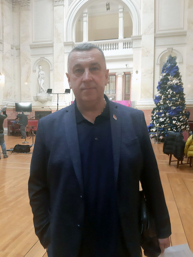 БЕОГРАД, 15. ДЕЦЕМБРА /СРНА/ - Предсједник Одбора за дијаспору и Србе у региону Скупштине Србије Драган Станојевић.