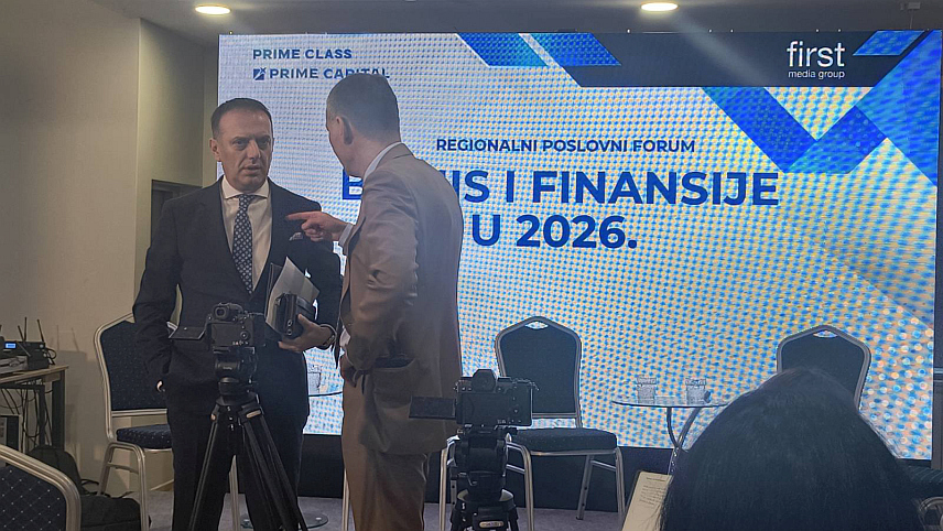 БЕОГРАД, 1. ДЕЦЕМБРА /СРНА/ - Предсједник Привредне коморе Републике Српске Горан Рачић на Регионалном пословном форуму "Бизнис и финансије у 2026" у Београду, на којем је један од панелиста.