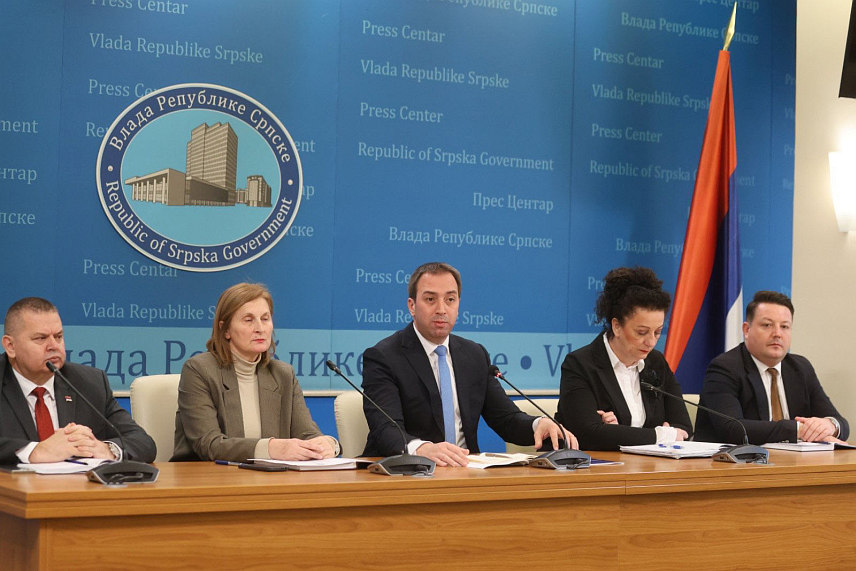 БАЊАЛУКА, 23. ДЕЦЕМБРА /СРНА/ - Министар правде Републике Српске Горан Селак на конференцији за новинаре поводом 100 дана његовог мандата.