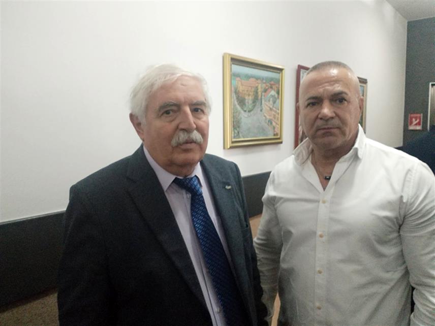 БИЈЕЉИНА, 6. ДЕЦЕМБРА /СРНА/ - Предсједник пословног удружења Међународни транспорт из Београда Неђо Мандић и Зијад Шарић из Конзорцијум логистика БиХ.