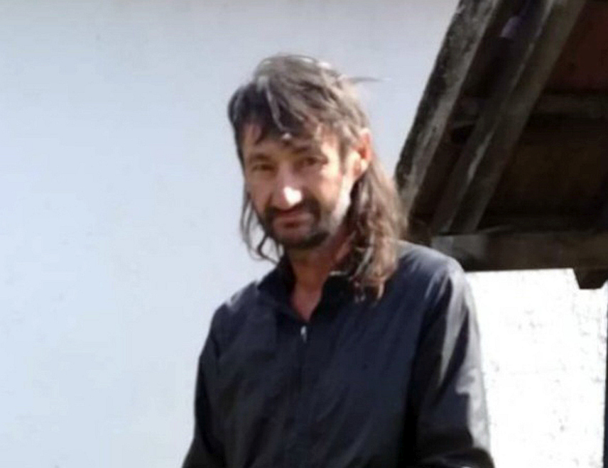 ПРИЈЕДОР, 17. ЈУЛА / СРНА/ - Припадници Полицијске управе Приједор трагају за педесетдвогодишњим Петром Рудаком из Томашице чији је нестанак пријављен полицији.	
