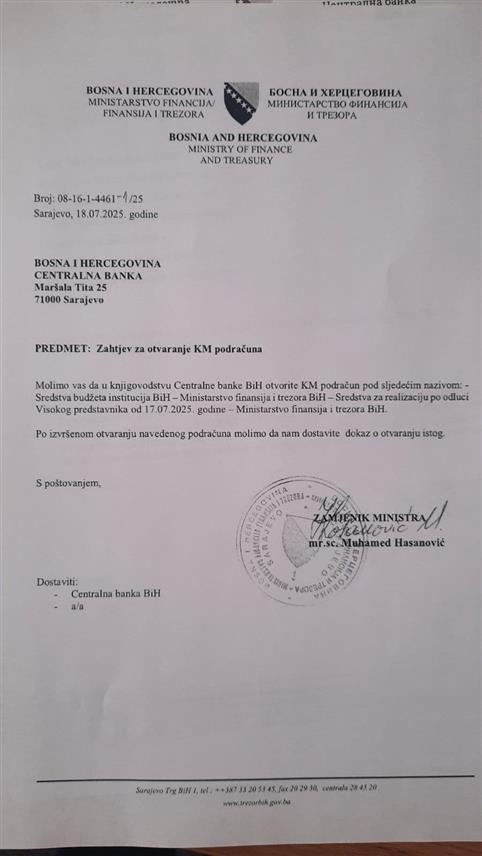 ИСТОЧНО САРАЈЕВО, 22. ЈУЛА /СРНА/ - Министар финансија и трезора у Савјету министара Срђан Амиџић изјавио је за Срну да све у вези са посљедњим нелегалним одлукама и исплати новца на подрачун Централне банке БиХ има везе са његовим замјеником Мухамедом Хасановићем, а за оне заслијепљене постоје и докази - документа.