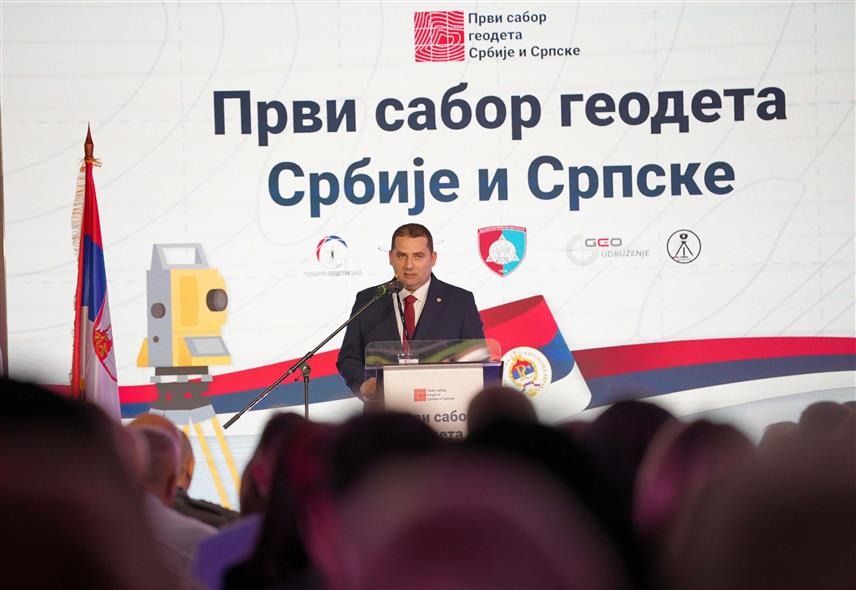 БАЊАЛУКА, 21. СЕПТЕМБРА /СРНА/ - Директор Републичке управе за геодетске и имовинско-правне послове /РУГИПП/ Драган Станковић.