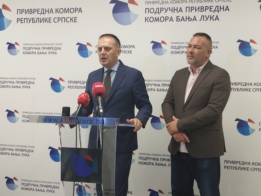 БАЊАЛУКА, 30. СЕПТЕМБРА /СРНА/ - При Привредној комори Републике Српске формиран је Клуб српских привредника који ће окупити привредна друштва, основана од физичких и правних лица из Србије, саопштио је предсједник Привредне коморе Републике Српске Горан Рачић.