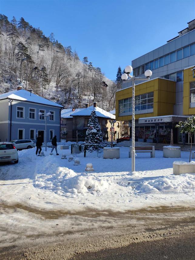 СРЕБРЕНИЦА, 12. ЈАНУАРА /СРНА/ - У Сребреници ни за ову православну Нову годину неће бити никаквих организованих програма и дочека на отвореном.