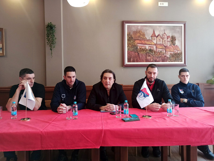 ЗВОРНИК, 14. ЈАНУАРА /СРНА/ - Конференција за новинаре Кошаркашког клуба "Дрина Принцип Бетин" из Зворника.