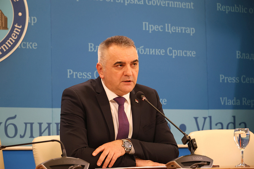 БАЊАЛУКА, 15. ЈАНУАРА /СРНА/ - Предсједник Владе Републике Српске Саво Минић на конференцији за новинаре./ФОТО Борислав Здриња/