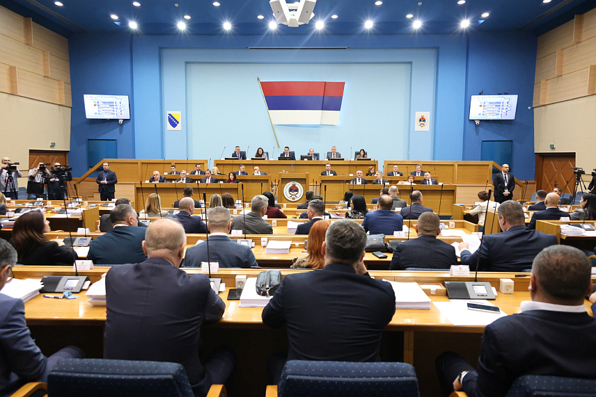 БАЊАЛУКА, 18. ЈАНУАРА /СРНА/ - Посебна сједница Народне скупштине Републике Српске, на чијем је дневном реду усвајање оставке предсједника Владе Саве Минића. /Фото - Борислав Здриња/
