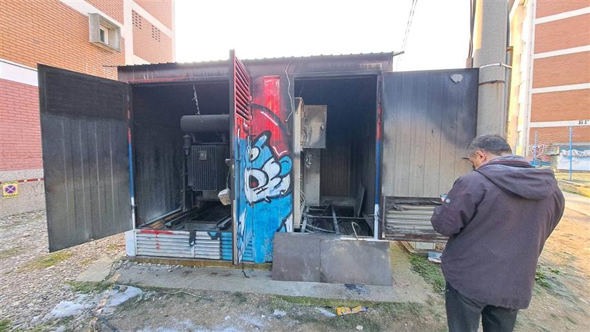 БИЈЕЉИНА, 20. ЈАНУАРА /СРНА/ - У бијељинском насељу Богдановић плац јутрос је дошло до пожара у трафостаници, а узрок је преоптерећење објекта и повећана потрошња електричне енергије.