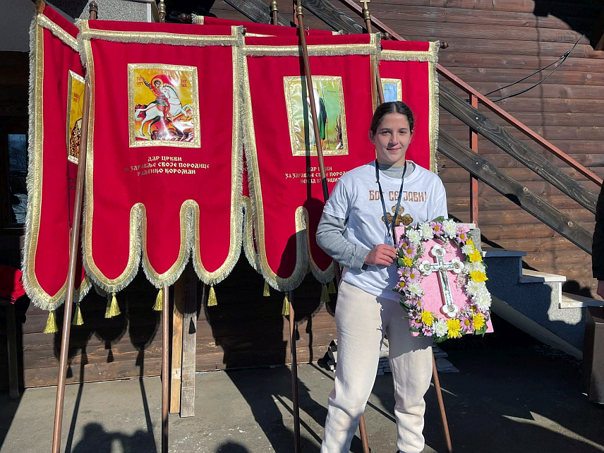 ПАЛЕ, 21. ЈАНУАРА /СРНА/ - Шеснаестогодишња Марија Шекарић са Пала, која већ двије године носи дрес женске фудбалске репрезентације БиХ, истиче да су рад, дисциплина и вјера у себе најјачи савезници на путу ка успјеху.