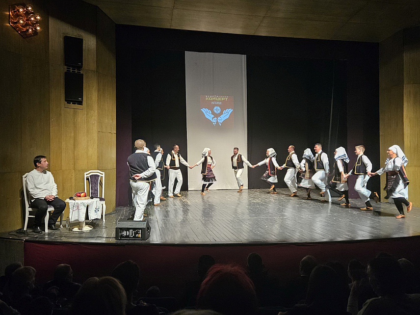 ПРИЈЕДОР, 22. ЈАНУАРА /СРНА/ - У организацији Удружења за очување традиције вечерас је у Приједору одржан меморијални концерт "Прели прело, а ја окаснио", посвећен тројици Приједорчана који су, према ријечима организатора, оставили дубок траг у културном животу града.