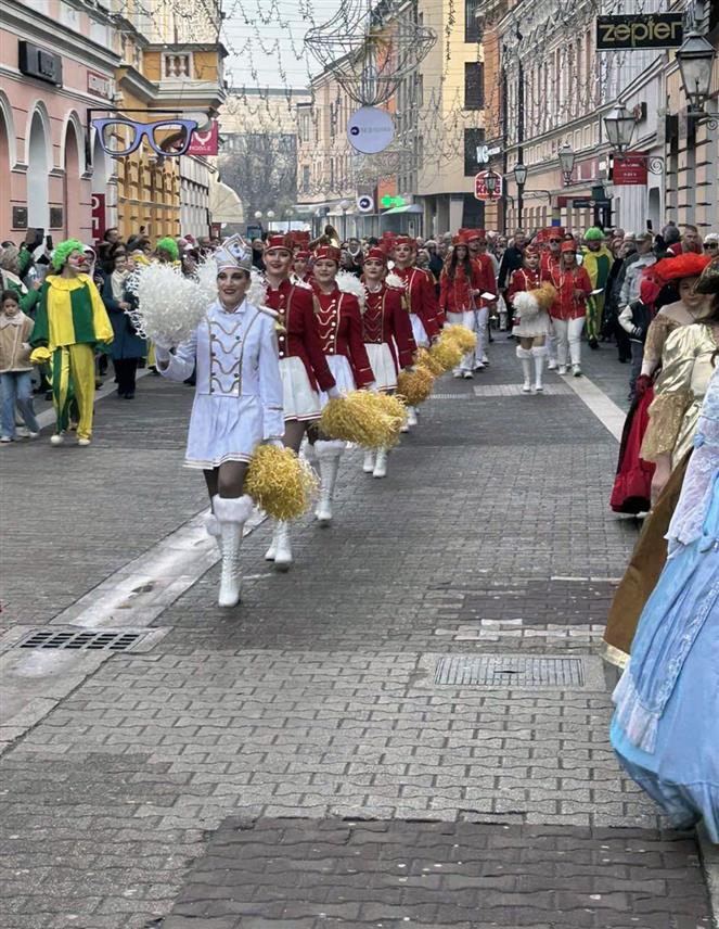 БАЊАЛУКА, 25. ЈАНУАРА /СРНА/ - Бањалука је данас угостила промотивни караван "Празника мимозе" из Херцег Новог који је најавио једну од највећих туристичко-забавних манифестација у региону.