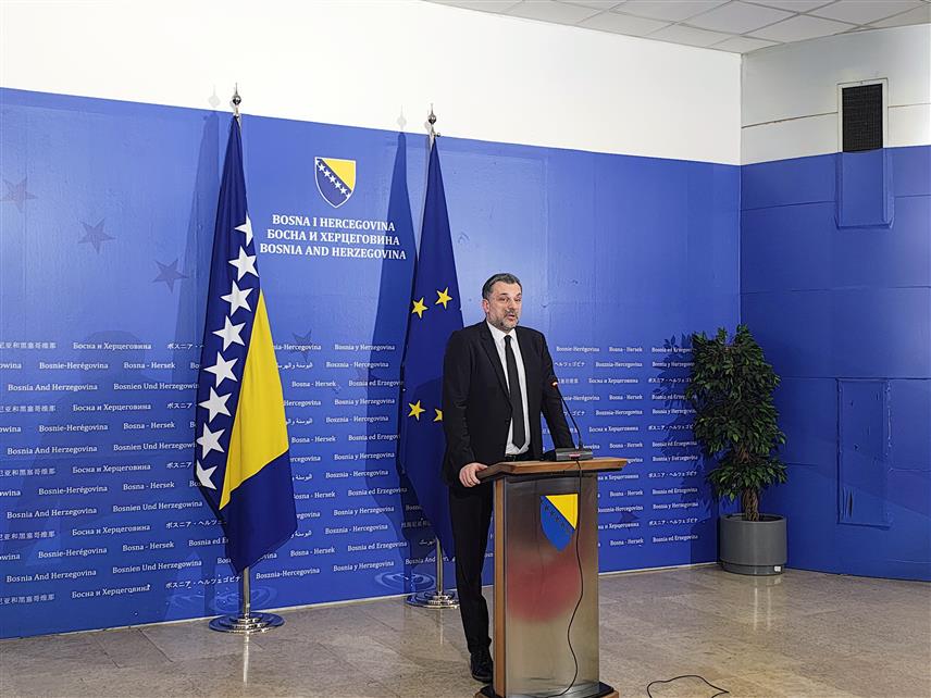 САРАЈЕВО, 26. ЈАНУАРА /СРНА/ - Савјет министара усвојио је на данашњој сједници у Сарајеву програм рада за 2026. годину, изјавио је министар иностраних послова Елмедин Конаковић.