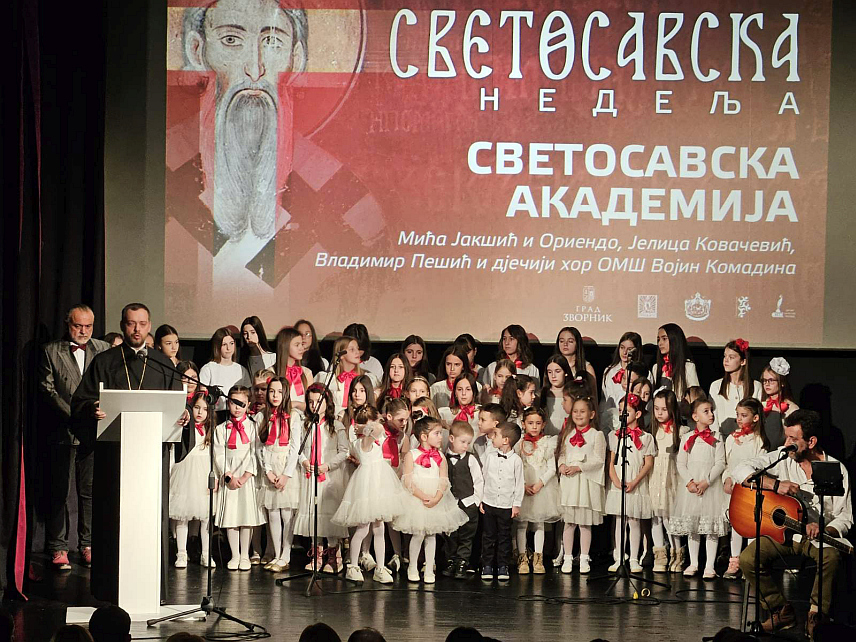 ЗВОРНИК, 26. ЈАНУАРА /СРНА/ - Свети Сава је темељ на којем данас стоји српски народ, српска нација и српска духовност, рекао је вечерас у Зворнику на Светосавској академији српски књижевник и адвокат из Београда Предраг Савић.