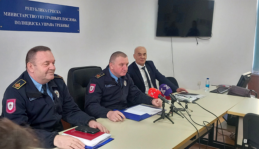 TРЕБИЊЕ, 27.ЈАНУАРА /СРНА/ - Конференција за новинаре у Полицијској управи Требиње.