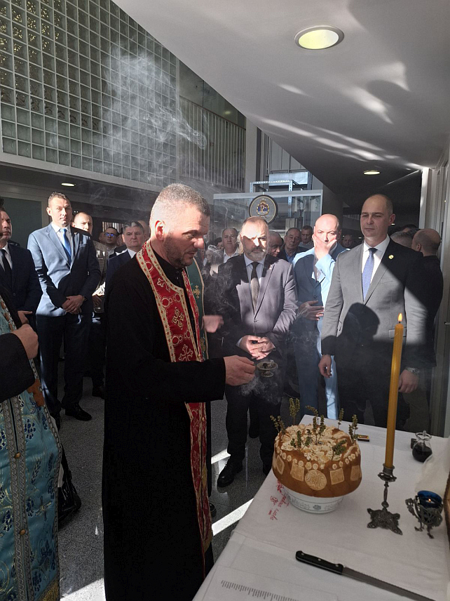 ВИШЕГРАД, 27. ЈАНУАРА /СРНА/ - Предузеће Хидроелектране "Вишеград" обиљежило је данас крсну славу Савиндан.