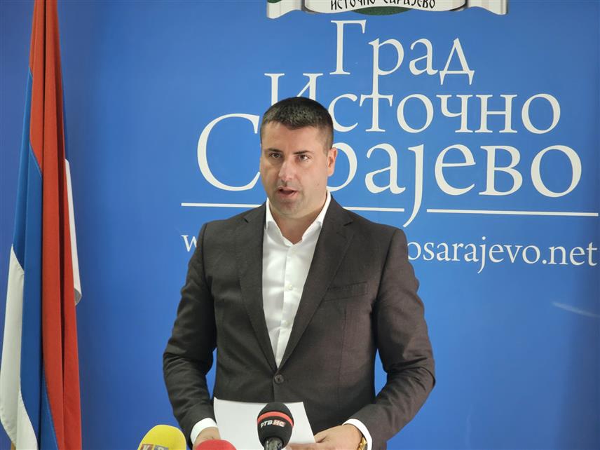 ИСТОЧНО НОВО САРАЈЕВО, 15. ОКТОБРА /СРНА/ - Начелник општине Јован Катић.