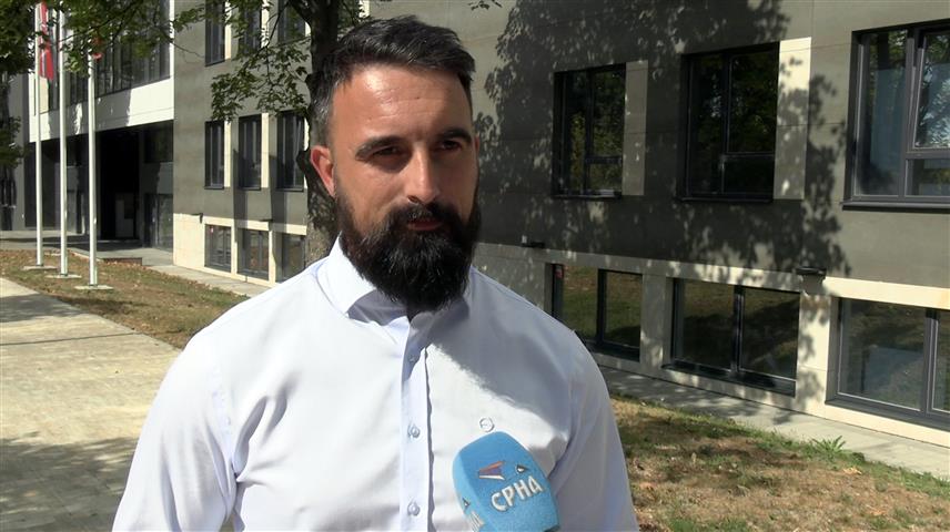 ИСТОЧНО САРАЈЕВО, 1. ОКТОБРА /СРНА/ - Социолог из Источног Сарајева Владимир Васић.