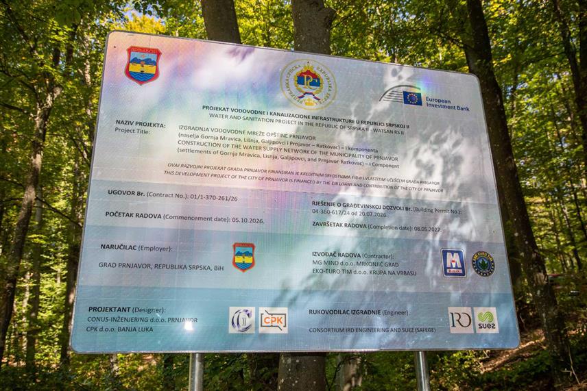 ПРЊАВОР, 1. ОКТОБРА /СРНА/ - У мјесној заједници Мравица код Прњавора данас је озваничен почетак изградње водоводне мреже вриједне 3,36 милиона КМ, која ће снабдијевати готово 2.000 домаћинстава.