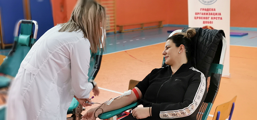ДОБОЈ, 10. ФЕБРУАРА /СРНА/ - У Добоју је у првој овогодишњој акцији добровољног давања крви данас прикупљено 40 доза.