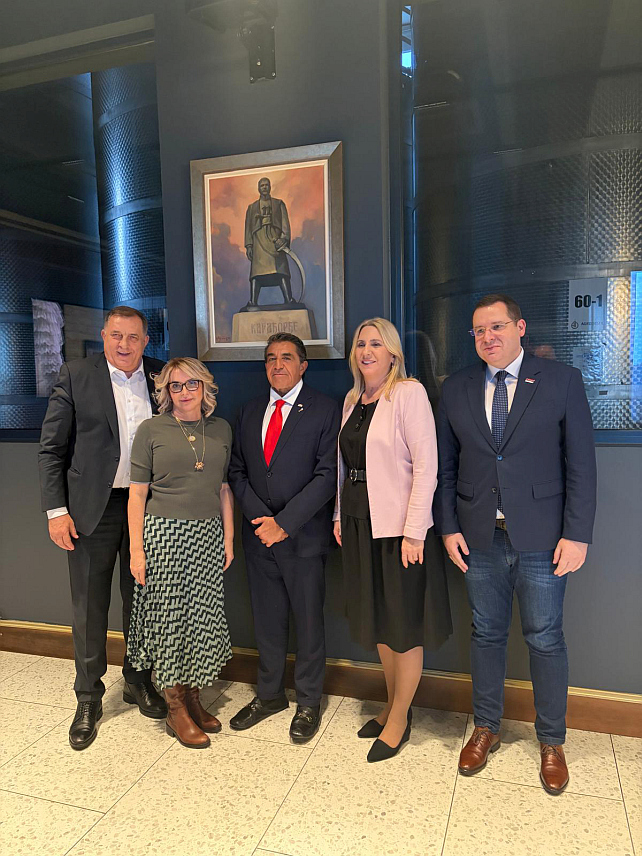 БАЊАЛУКА, 10. ФЕБРУАРА /СРНА/ - Српски члан Предсједништва БиХ Жељка Цвијановић истакла је да је био користан разговор са специјалним представником САД за глобалну сарадњу Паолом Замполијем.