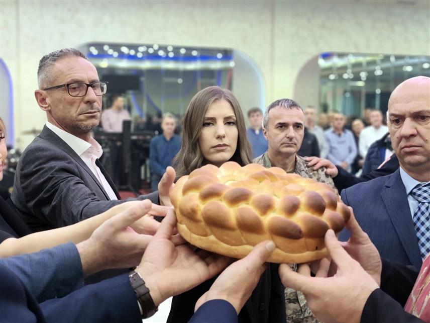 БИЈЕЉИНА, 12. ФЕБРУАРА /СРНА/ - Министар рада и борачко-инвалидске заштите Републике Српске Радан Остојић присуствовао је данас обиљежавању Дана Борачке организације и Дана бораца, као и заједничког обиљежавања Сретења у Србији и Српској.