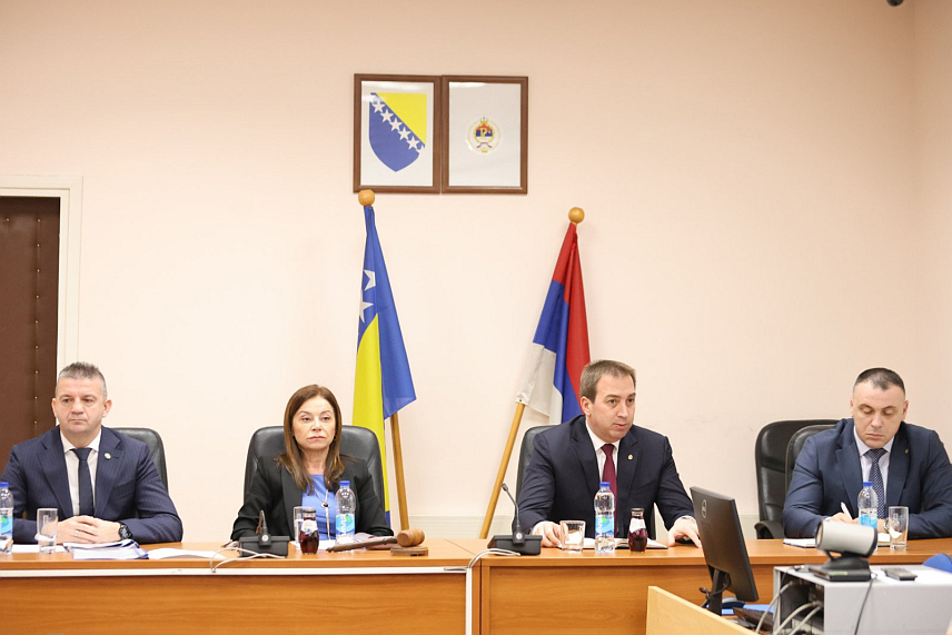 БАЊАЛУКА, 19. ФЕБРУАРА /СРНА/ - Министар правде Републике Српске Горан Селак и предсједник Врховног суда Републике Српске Даниела Миловановић, присуствовали су данас у Бањалуци колегијуму Судске полиције.