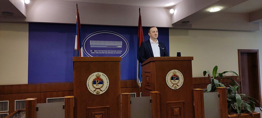 БАЊАЛУКА, 20. ФЕБРУАРА /СРНА/ - Шеф Клуба посланика СДС-а у Народној скупштини Републике Српске Огњен Бодирога.