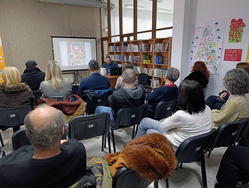 МРКОЊИЋ ГРАД, 20. ФЕБРУАРА /СРНА/ - У Народној библиотеци у Мркоњић Граду вечерас је одржано предавање о старим српским рукописним књигама поводом Дана матерњег језика, 21. фебруара.