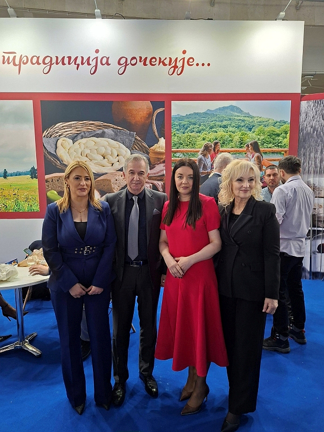 ЗВОРНИК, 23. ФЕБРУАРА /СРНА/ - Туристичка организација Зворника је на Међународном Сајму туризма у Београду представила туристичке потенцијале града, а посебан акценат је стављен на аутентичне садржаје и најуспјешније представнике приватног угоститељског сектора.