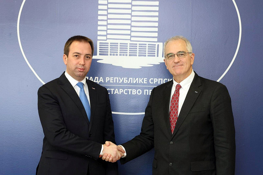 БАЊАЛУКА, 23. ФЕБРУАРА /СРНА/ - Министар правде Републике Српске Горан Селак састао се данас у Бањалуци са шефом Мисије ОЕБС-а у БиХ амбасадором Риком Холцаплом.