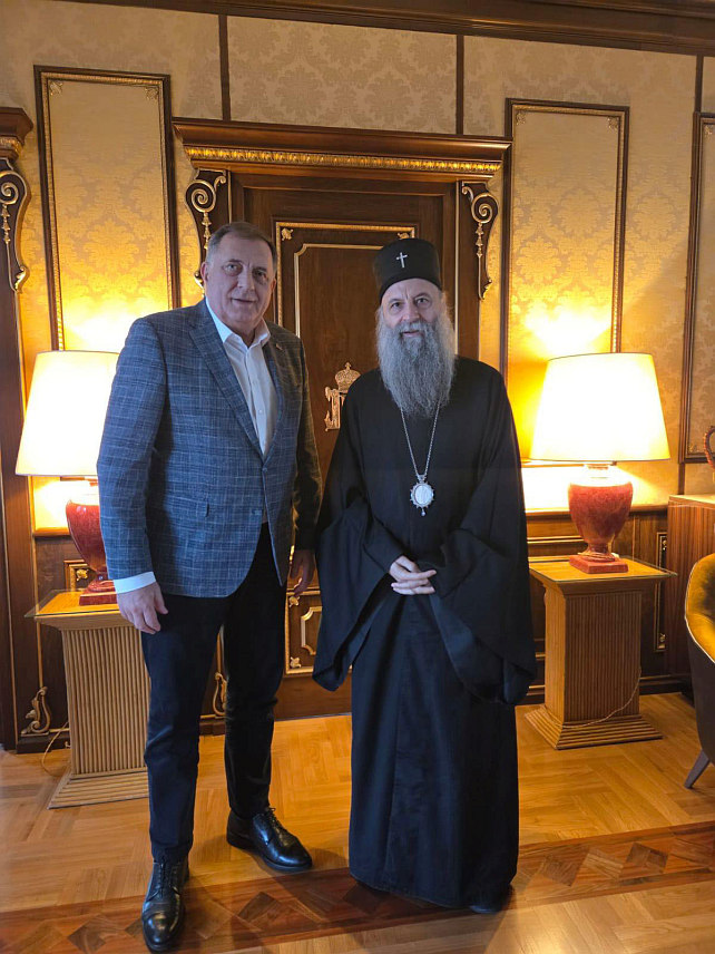 БЕОГРАД, 23. ФЕБРУАРА /СРНА/ - Предсједник СНСД-а Милорад Додик разговарао је данас, први дан Великог часног поста, са Његовом светошћу патријархом српским Порфиријем.